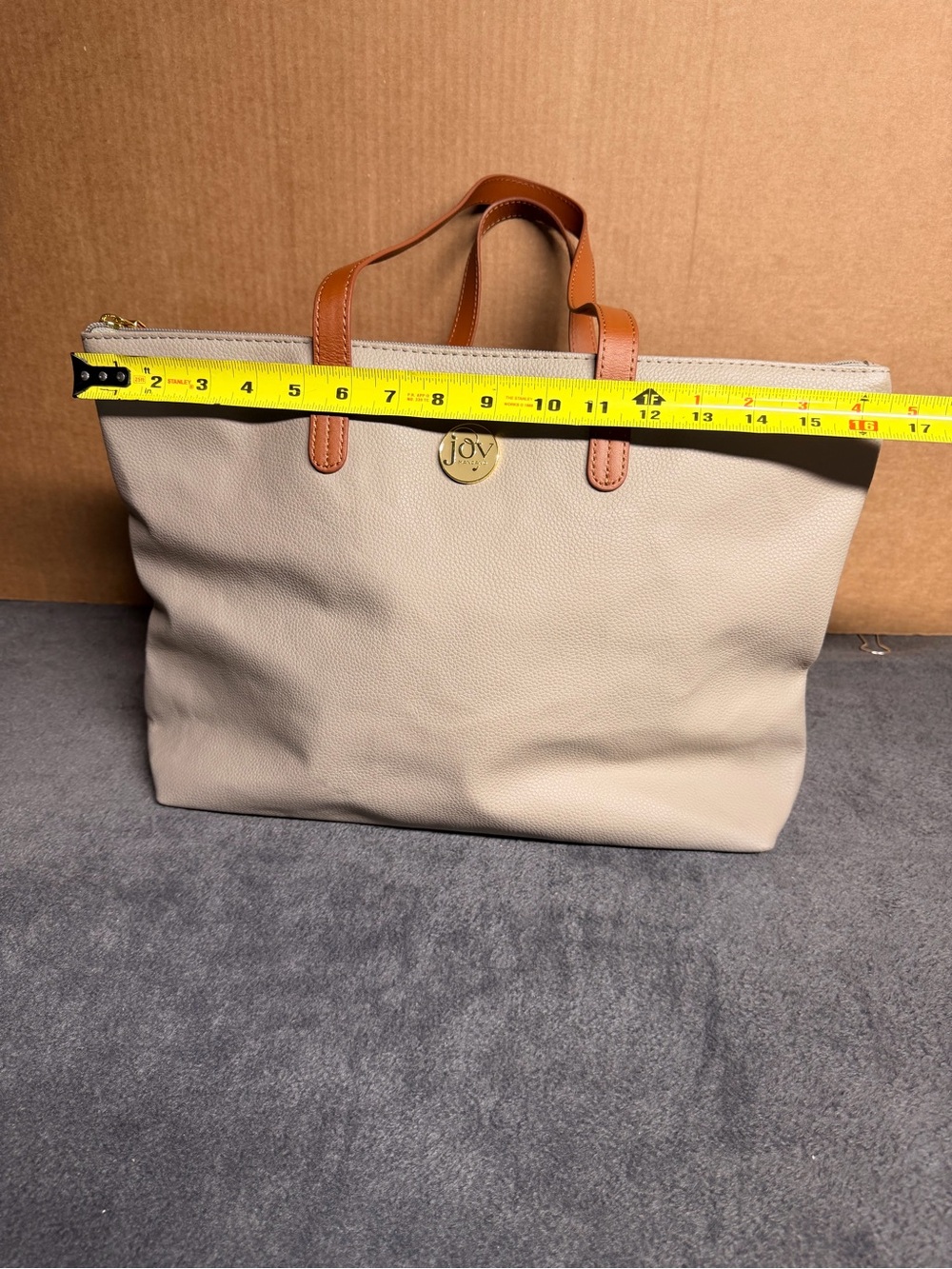Joy Mangano Taupe Pebbled Leather Tote Bag Brown Handles Gold Logo - Picture 7 of 9